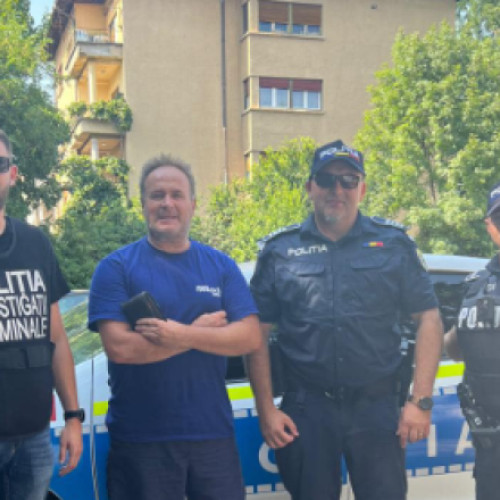 Polițiștii clujeni recuperează un portmoneu cu 15.000 de lei pierdut într-o benzinărie