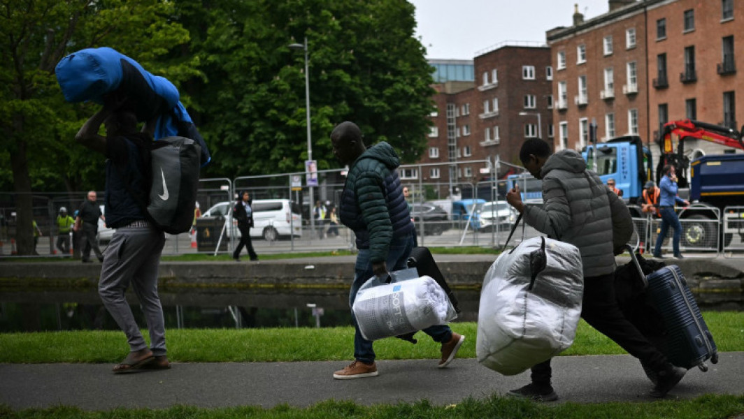 Guvernul britanic anunță un nou program pentru returnarea migranților neautorizati