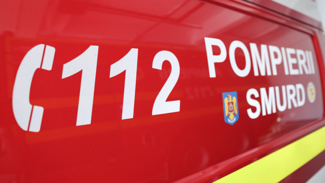 Incendiu devastator la Corbu: două case au ars complet