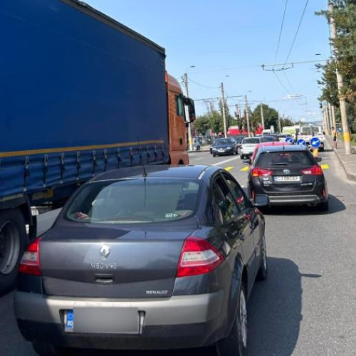 Trafic îngreunat pe strada Traian Vuia din Cluj-Napoca