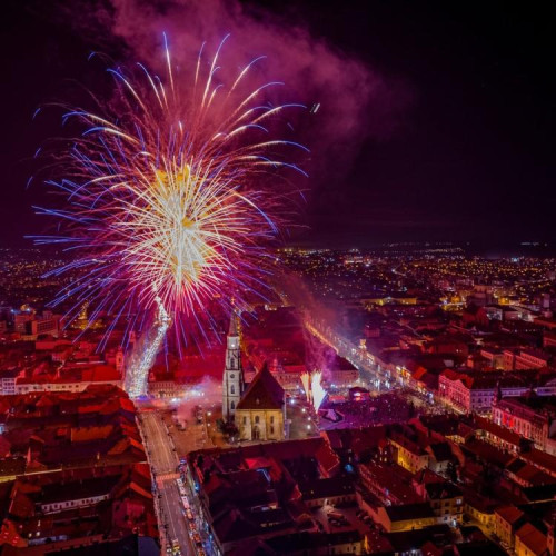 Primarul Emil Boc susține anularea focurilor de artificii la evenimentele din Cluj-Napoca