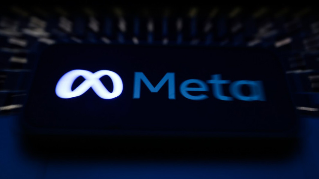 Compania Meta negociază cu celebrități pentru utilizarea vocilor în asistentul digital MetaAI