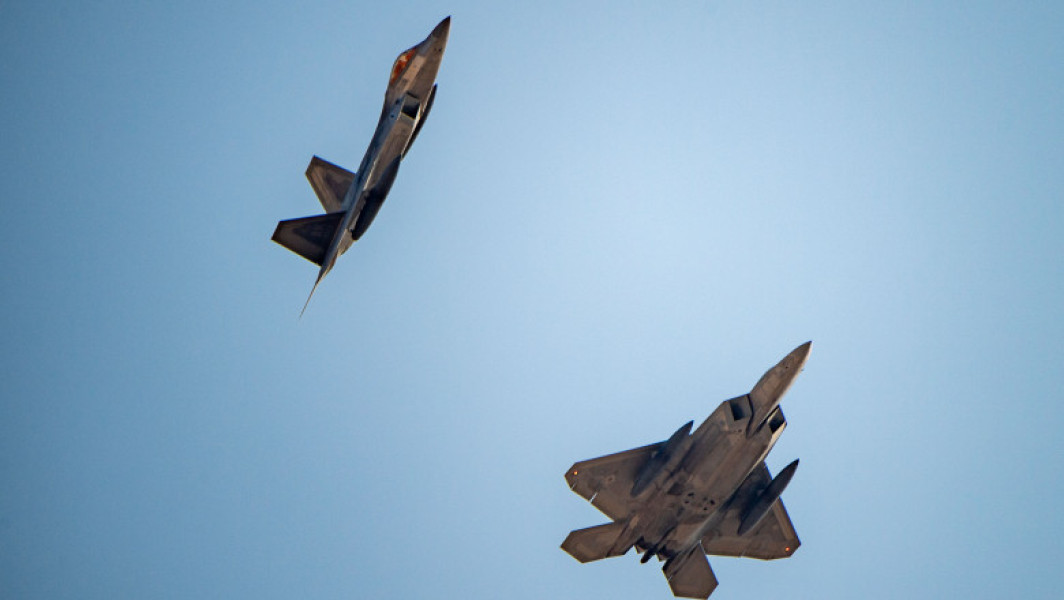 Statele Unite trimit avioane F-22 în Orientul Mijlociu ca reacție la tensiunile cu Iranul