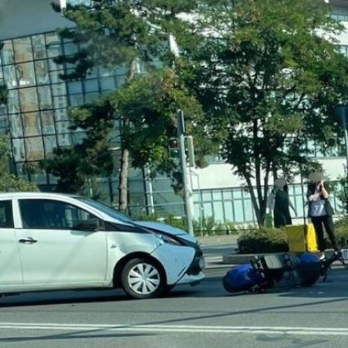 Accident rutier în fața Iulius Mall