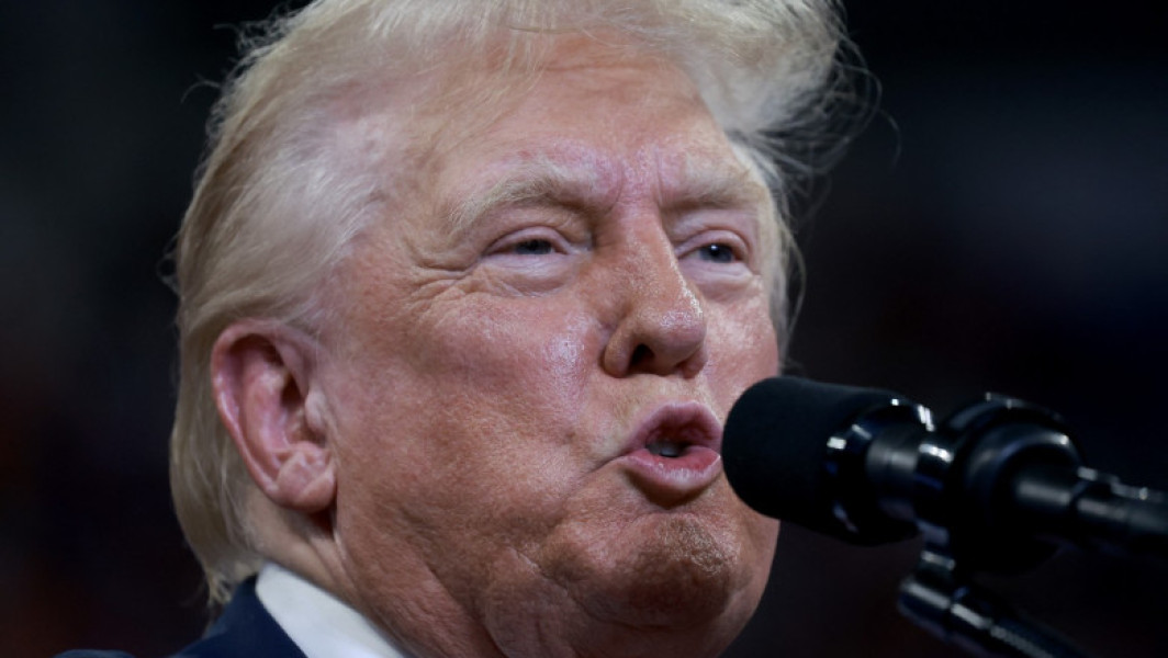 Donald Trump cere amânarea pronunțării pedepsei în cazul Stormy Daniels