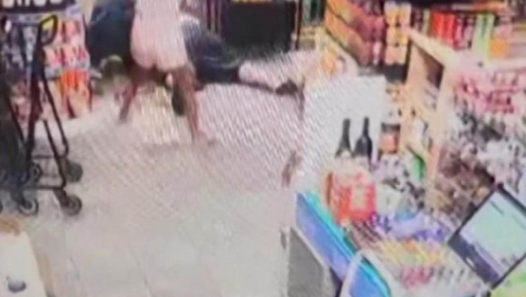 O fetiță de 8 ani a salvat magazinul tatălui său de un hoț înarmat în Minnesota