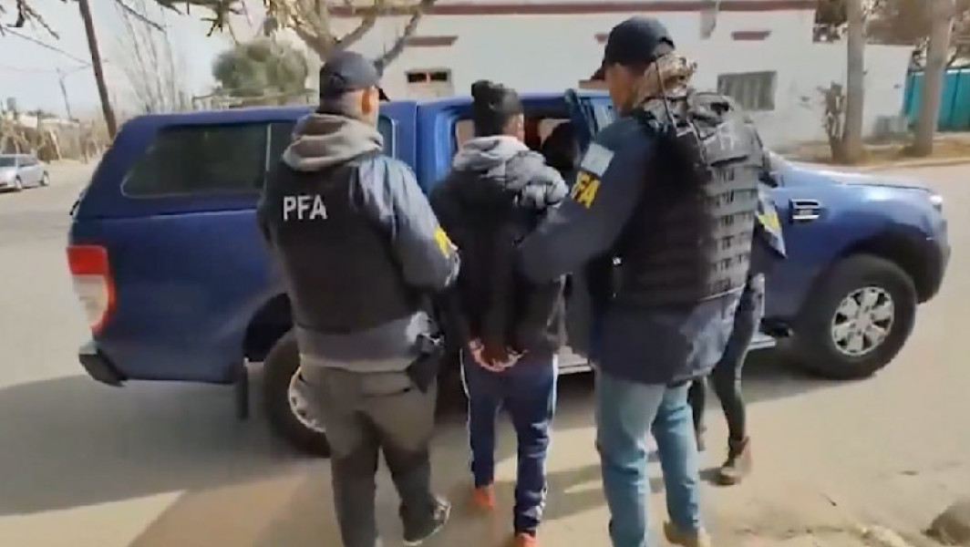 Poliția argentiniană a reținut șapte persoane suspectate de terorism în Mendoza