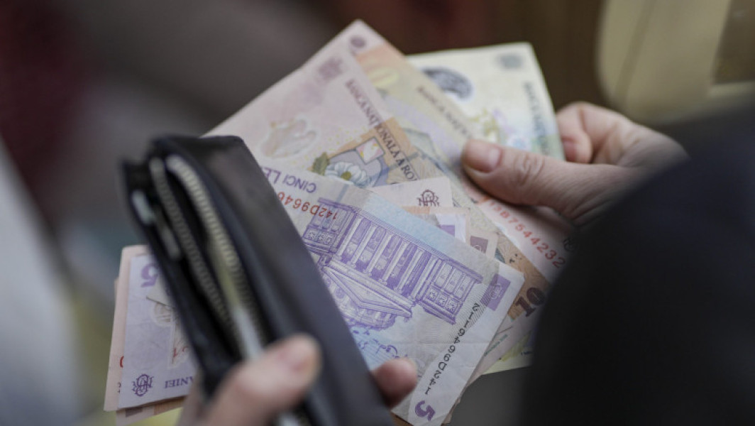 Problemele pensionarilor: taxe mari pentru obținerea actelor necesare recalculării pensiilor