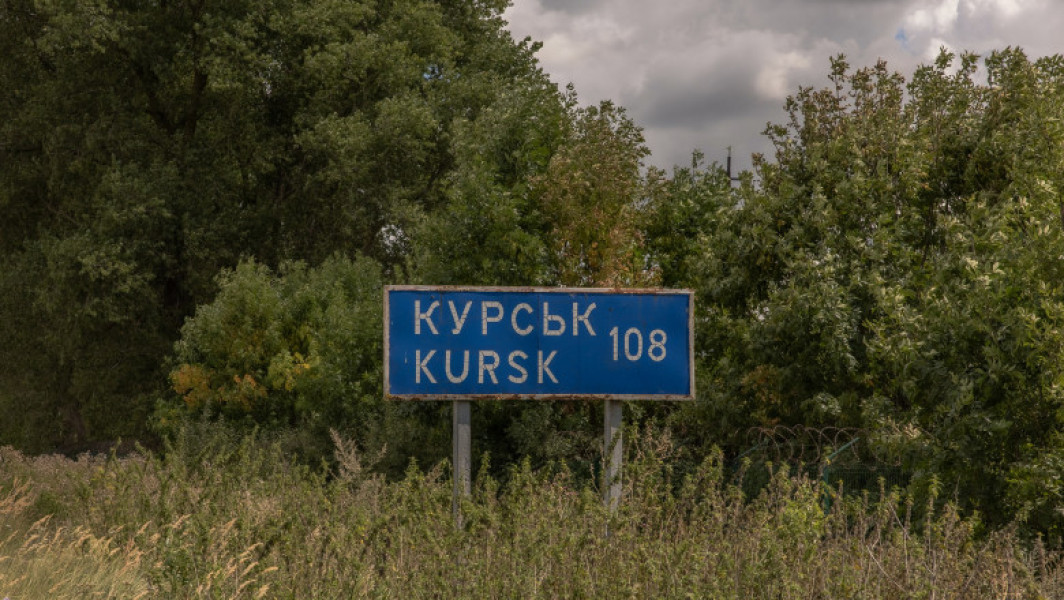 Instalarea adăposturilor din beton armat în Kursk, în contextul atacurilor ucrainene