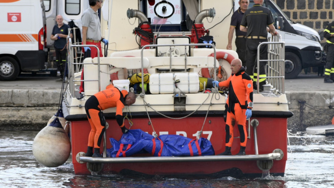 Tragedie în largul coastelor italiene: miliardarul Mike Lynch și fiica sa, printre victimele naufragiului