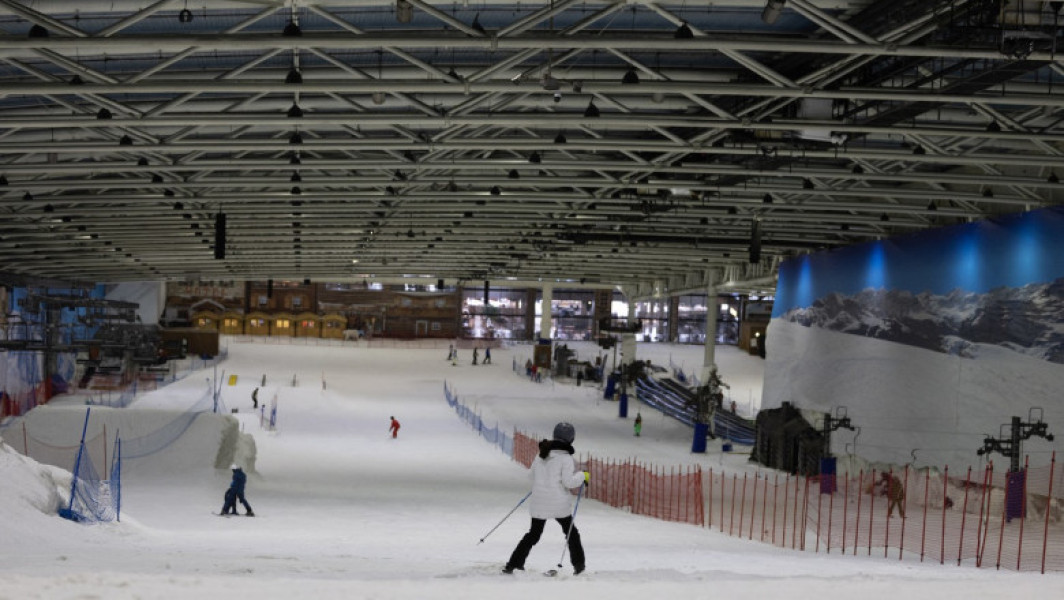 Iarna în plină vară: Snozone, stațiunea de schi acoperită din Madrid
