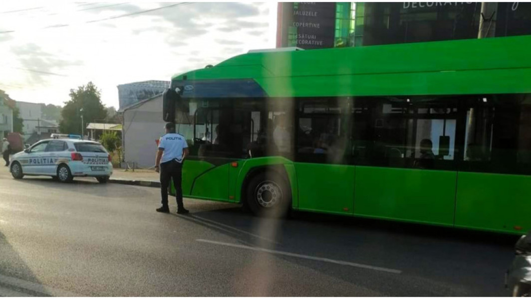 Iresponsabilitate la volan: Doi șoferi de autobuz din Suceava, prinși băuți în timpul serviciului