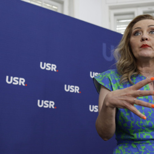 Critici dure la adresa lui Marcel Ciolacu de la lidera USR, Elena Lasconi