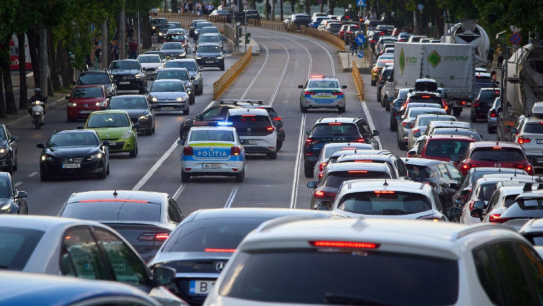 Cererile pentru transcrierea dreptului de proprietate asupra vehiculelor se pot face online începând cu 2024