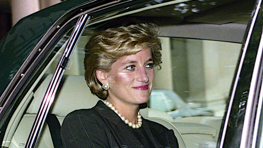 Rana fatală a Prințesei Diana a fost „microscopica” și „incredibil de rară”, afirmă un medic legist