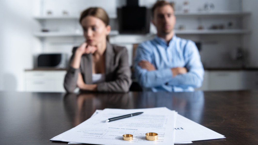 Divorțurile în România: o căsnicie se încheie la fiecare șapte minute