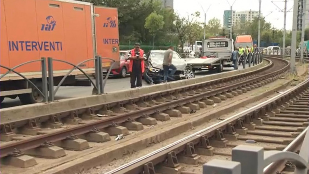 Blocaj de trafic pe linia 41 de tramvai pe Şoseaua Virtuţii