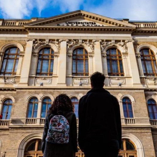 Studenții de la Facultatea de Drept din Cluj-Napoca nu vor mai susține lucrări de licență