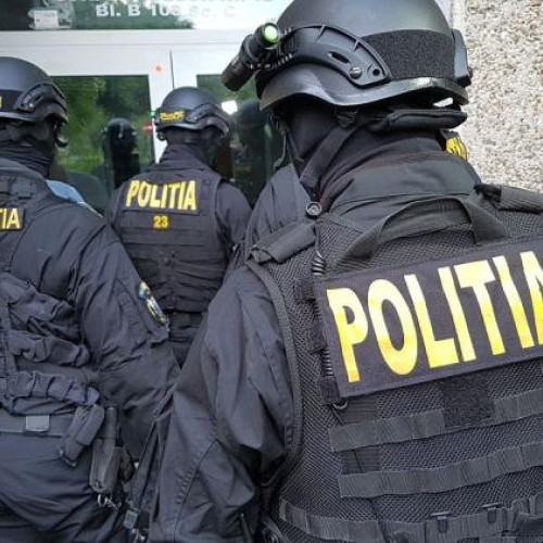 Minor de 15 ani arestat în Gherla pentru tâlhărie și furt calificat