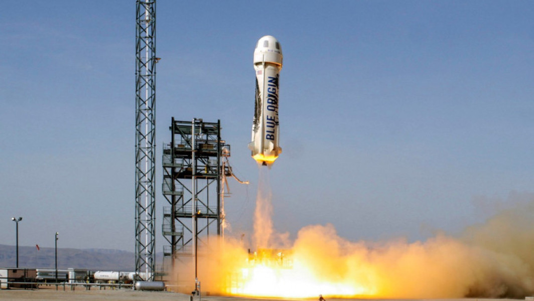 Blue Origin a dus în spațiu șase pasageri, inclusiv cea mai tânără femeie care a atins altitudinea de 100 de kilometri