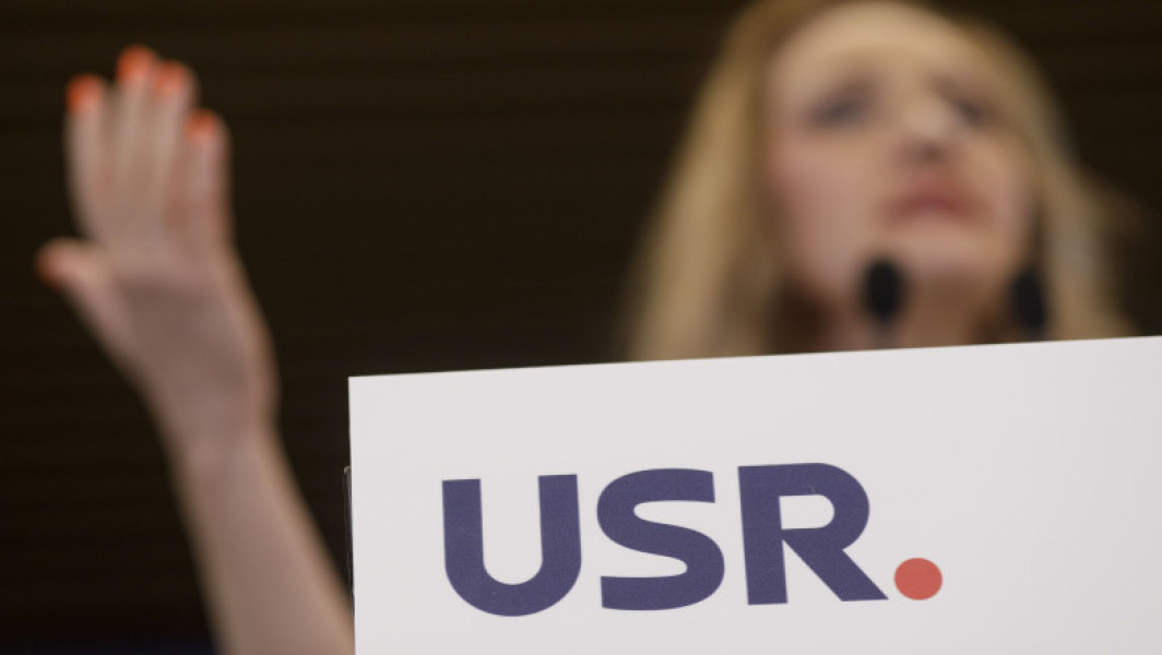 Tensiuni și glume în Uniunea Salvați România privind lista de candidați