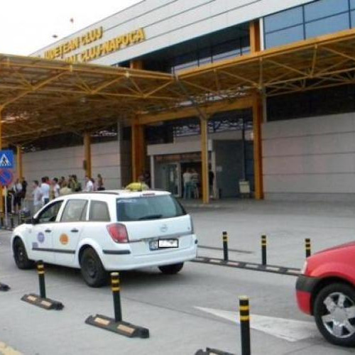 Oameni cu inima mare în Cluj: Doi clujeni caută taximetristul pentru a-i returna o sumă de bani