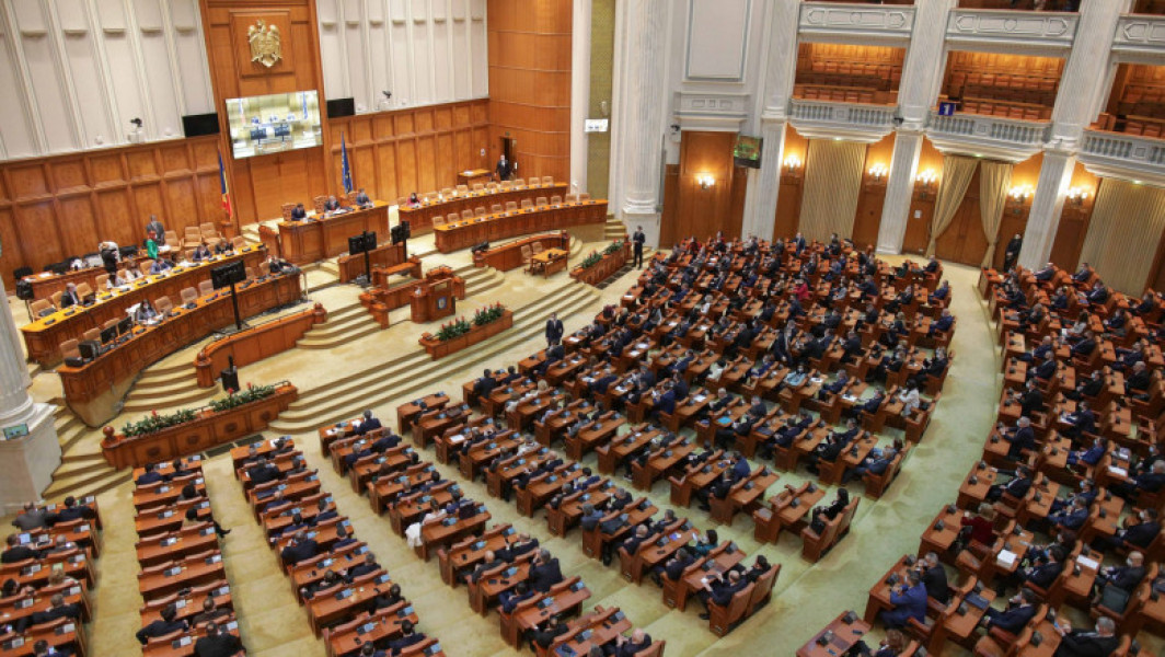Camera Deputatilor si Senatul deschid a doua sesiune ordinara a anului