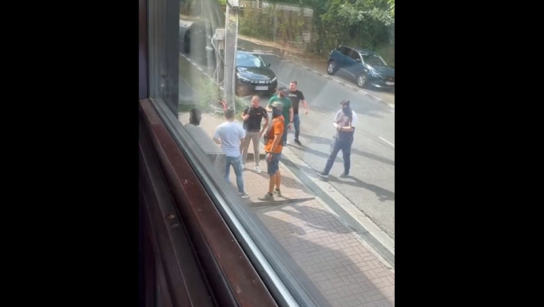 Comisar de poliție din Vâlcea prins în flagrant în timp ce primea mită