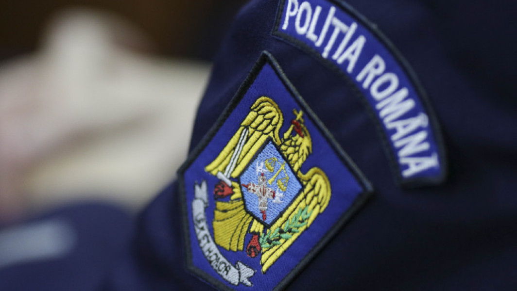 Ancheta în cazul unui polițist din Olt care ar fi încercat să ascundă substanțe interzise
