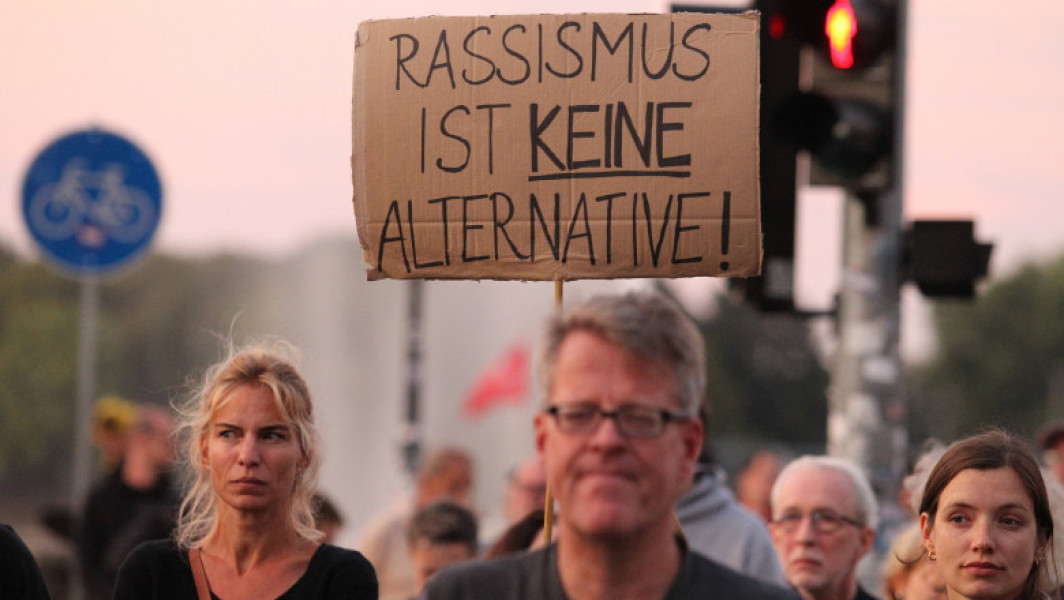 Supraviețuitorii Holocaustului, șocați de ascensiunea extremei dreapta în Germania