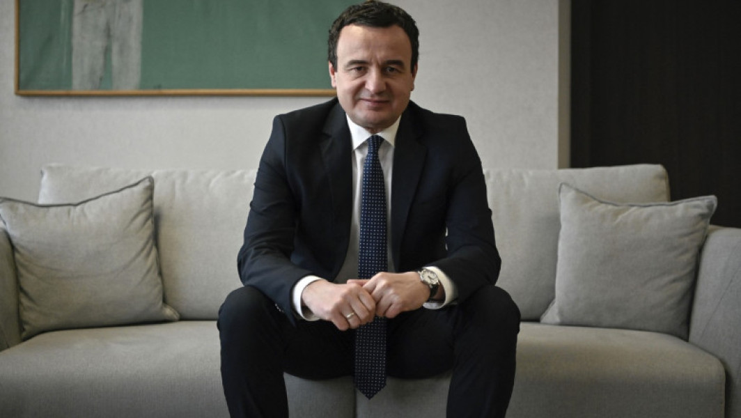 Prim-ministrul din Kosovo își cere scuze elevilor pentru o greșeală de matematică