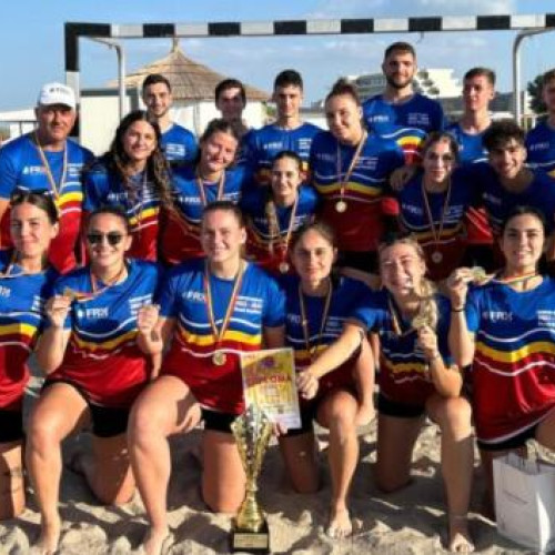 U Cluj câștigă medalii de aur la Campionatul Național de Beach Handball din Mamaia