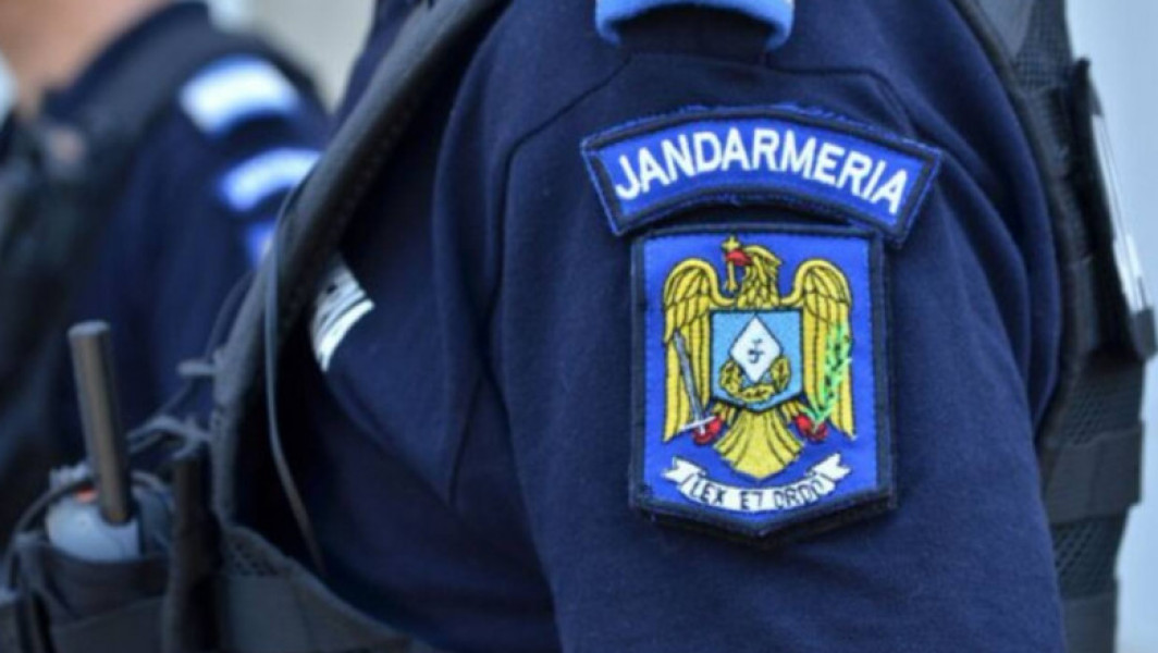 Jandarm în timpul liber, înjunghiat într-o stație de tramvai din București