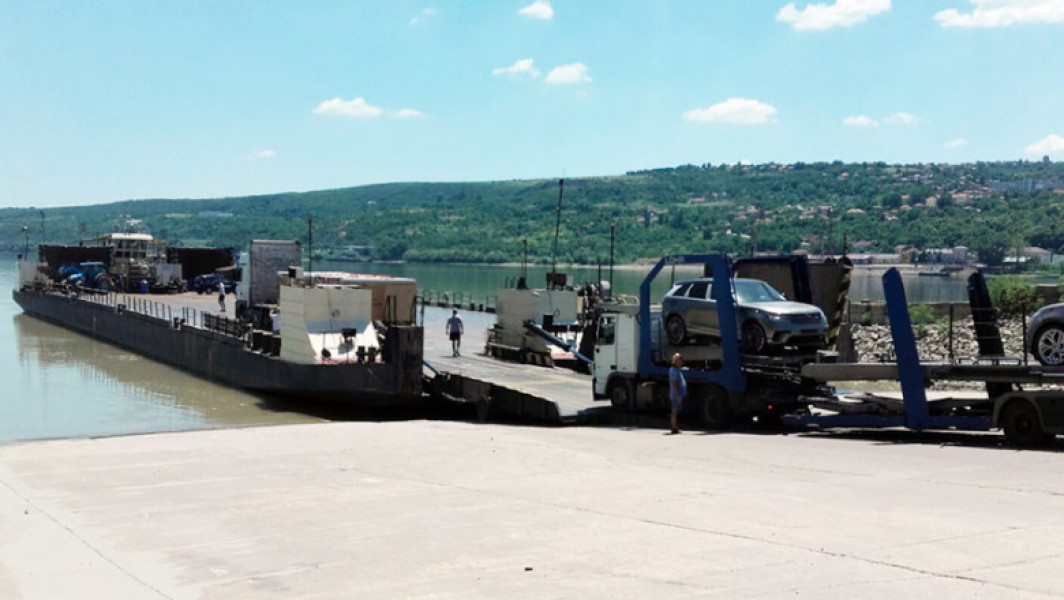 Traficul la punctul de trecere Bechet, întrerupt din cauza nivelului scăzut al Dunării