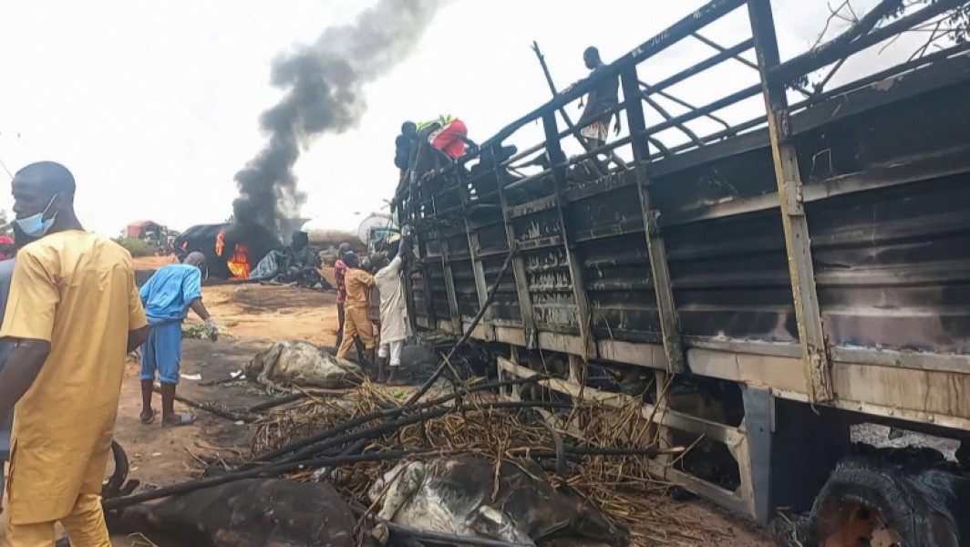 Explozie mortală în Nigeria: 59 de decese confirmate după coliziunea dintre camioane