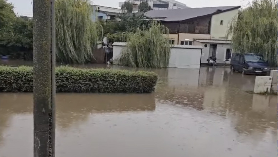 Furtuna din Constanța-Mangalia stabilește recorduri de precipitații