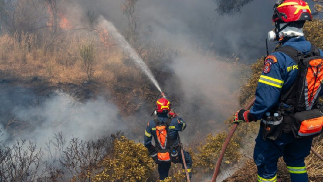 Mare incendiu de vegetație în Platanias, Creta