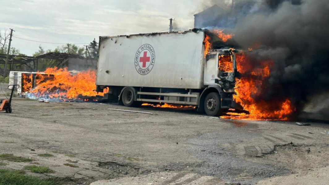 Trei membri ai Crucii Roșii uciși în bombardamentul din regiunea Donețk