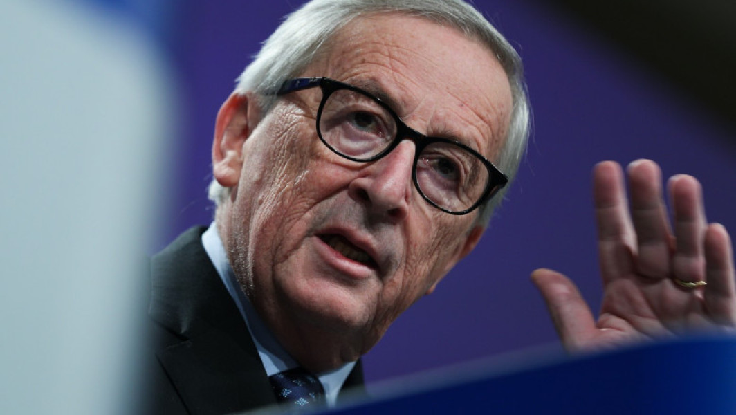 Jean-Claude Juncker critică decizia Germaniei de a introduce controale la frontieră