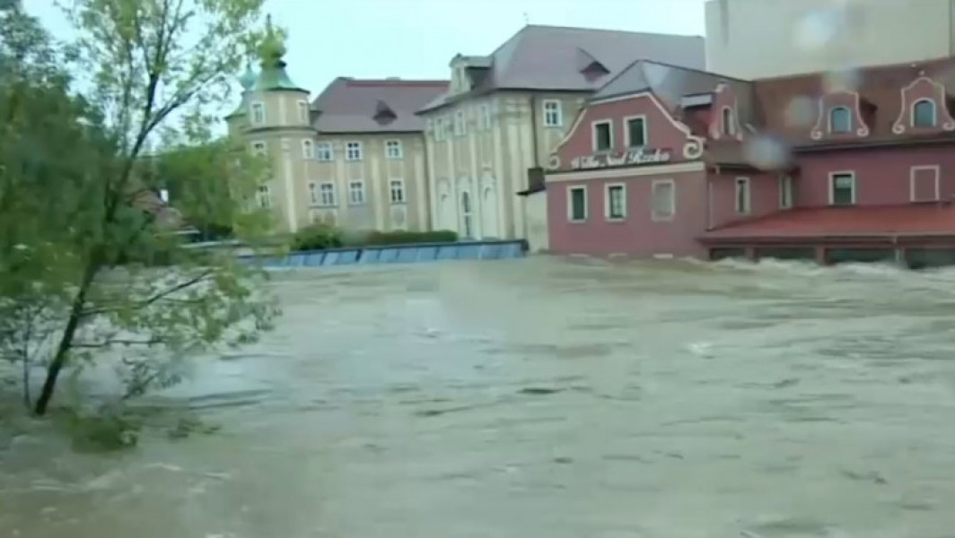 Evacuarea unui oraș din Polonia din cauza inundațiilor devastatoare
