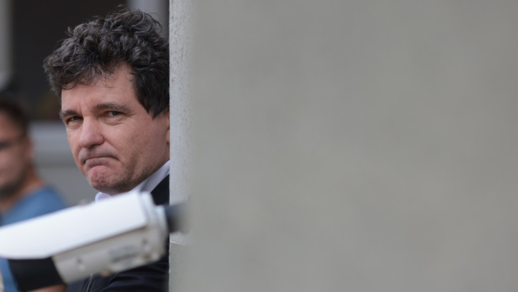 Nicușor Dan, primarul Capitalei, ezită să semneze pentru candidatul Mircea Geoană