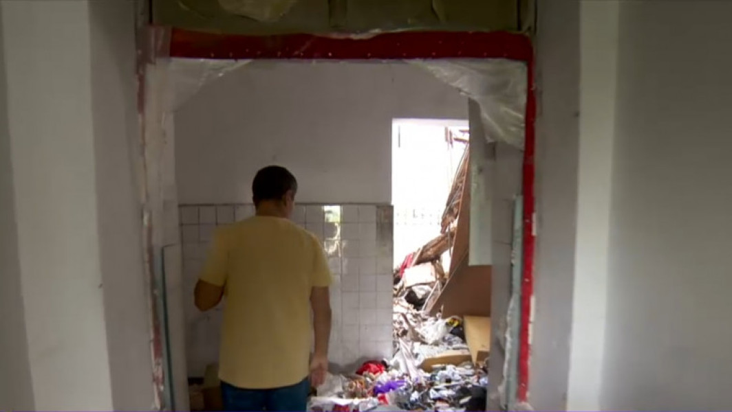 Palatul Regal din Mamaia, abandonat și invadat de oameni ai străzii