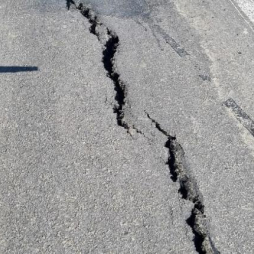 Probleme de infrastructură pe strada Valter Maracineanu din Cluj-Napoca