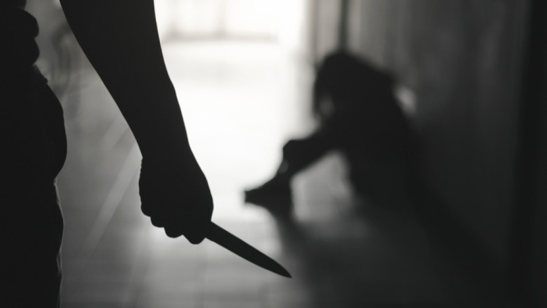 Bărbat din Gorj își înjunghie soția din gelozie