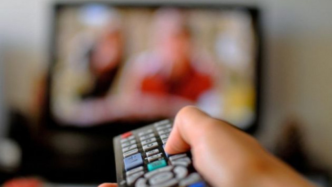 Percheziții în județul Vâlcea pentru piratarea programelor TV