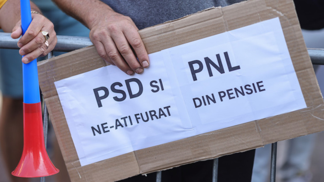 Ceferiștii ies în stradă împotriva noii legi a pensiilor