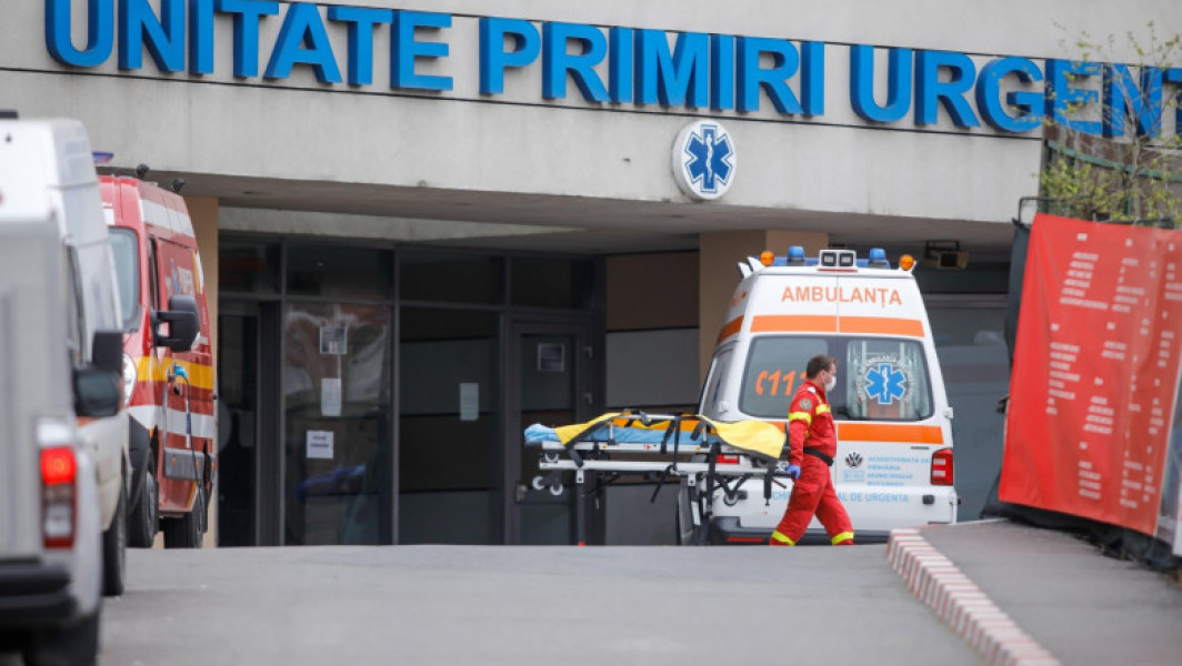 Caz șocant în Timișoara: Un tânăr și-a fracturat membrele după ce a sărit de la etajul al doilea al unui hotel