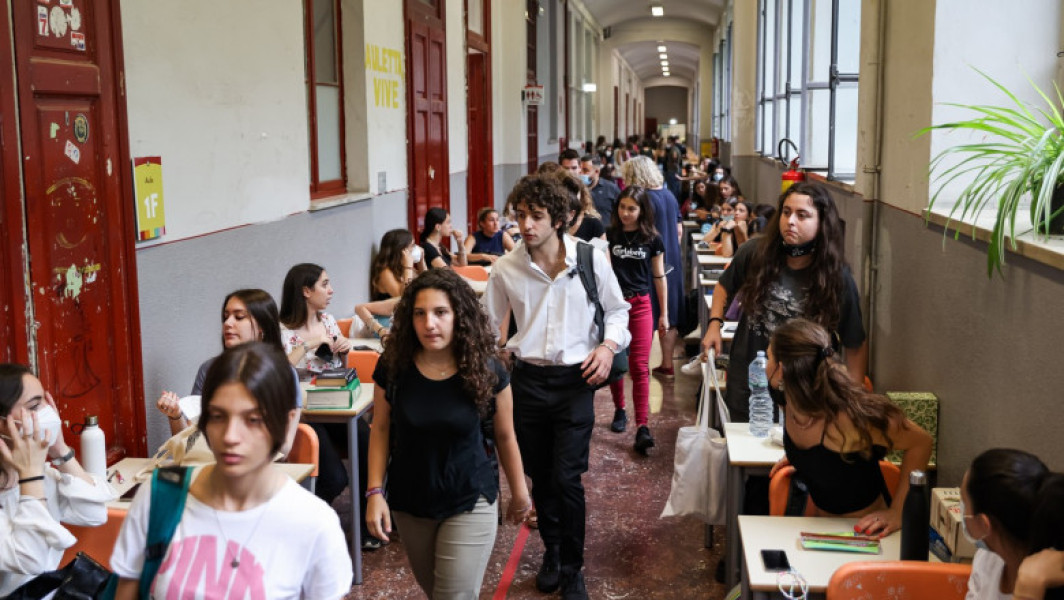 Italia reintroduce politica de penalizare a elevilor pentru comportament necorespunzător