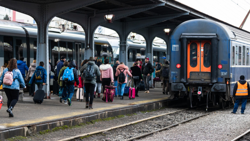 Studenții beneficiază de reduceri la transportul feroviar în anul universitar 2024-2025