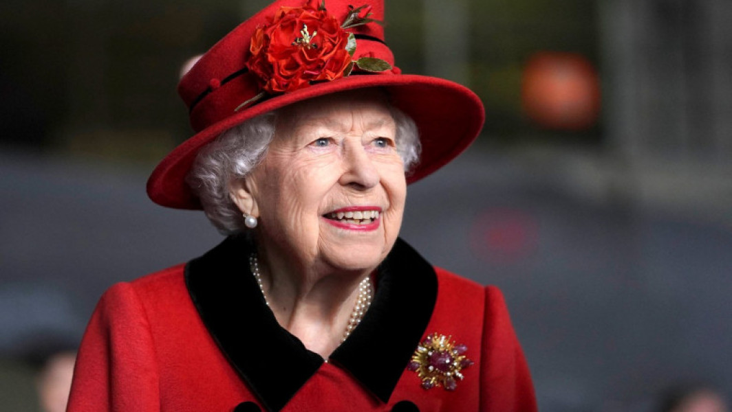 Boris Johnson dezvăluie că Regina Elisabeta a II-a suferea de cancer osos